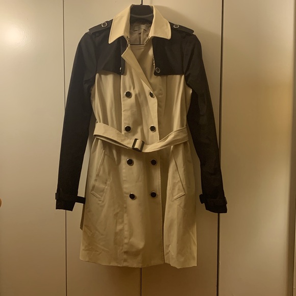 New York & Company Jackets & Blazers - NY & Co EUC Short Double Breast Belted Trench Coat